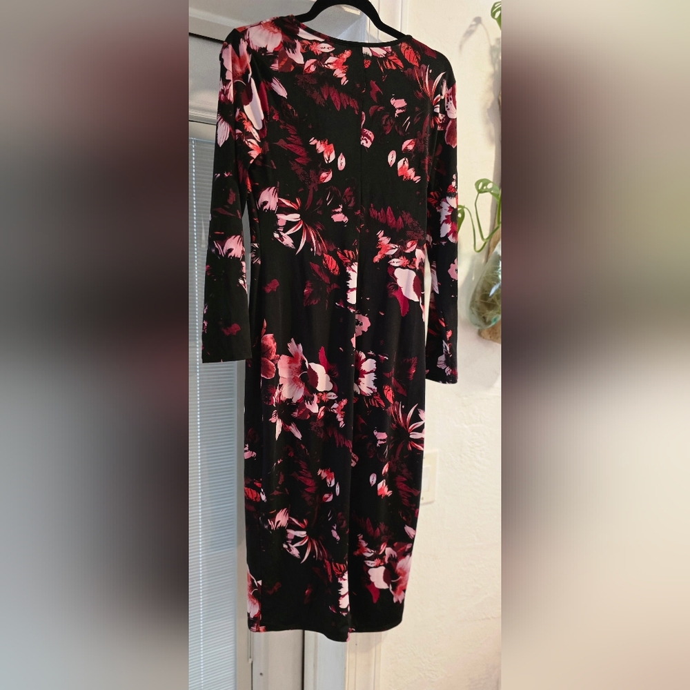 VENUS Floral Dress Size Medium - Picture 3 of 6